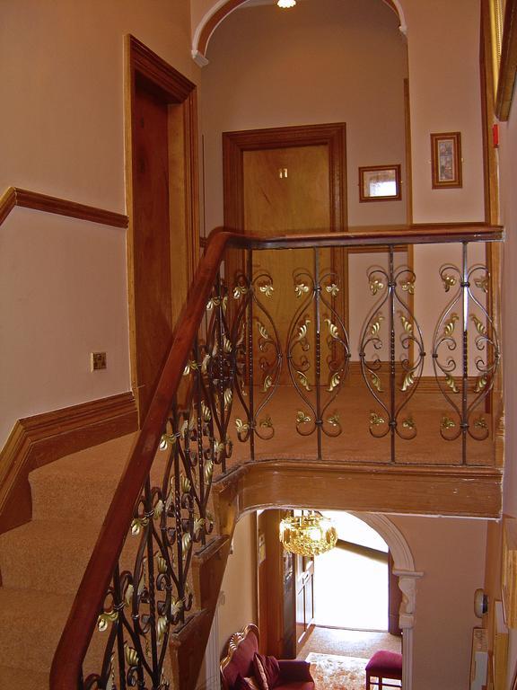Verdon Guest House Stoke-on-Trent 外观 照片