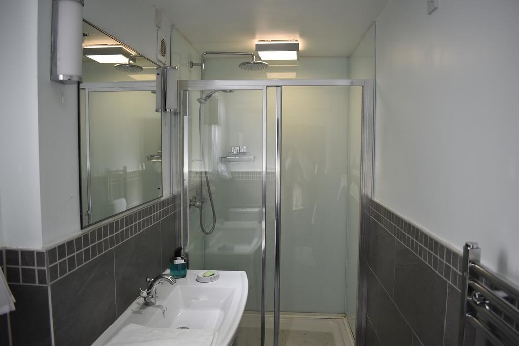 Verdon Guest House Stoke-on-Trent 外观 照片
